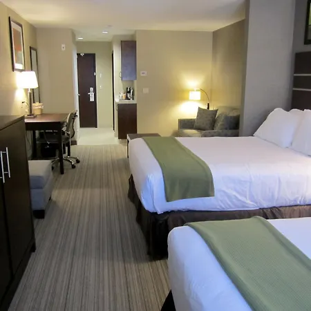 Holiday Inn Express Golden-Kicking Horse By Ihg Exterior photo