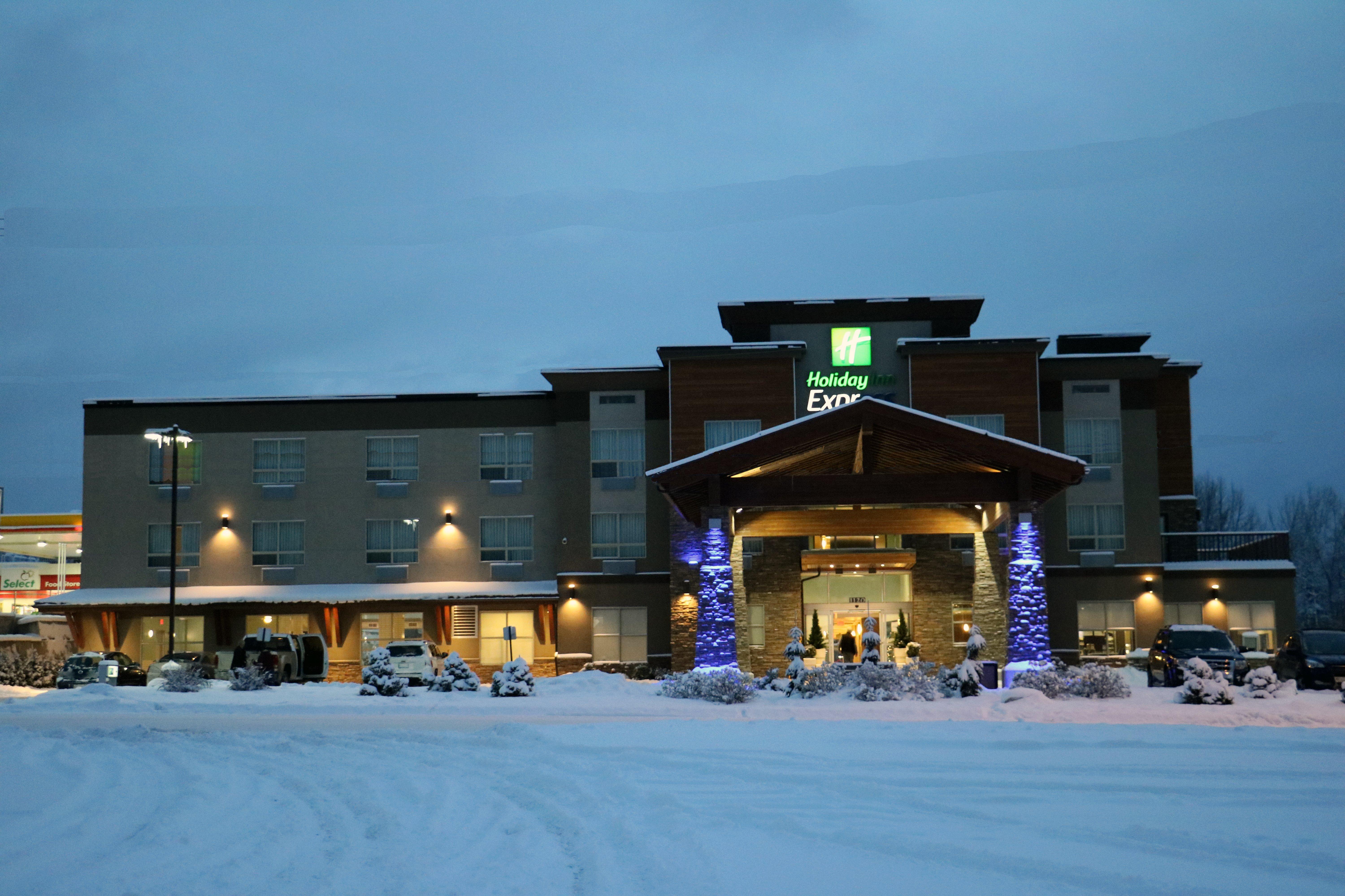 Hotel Express Golden-kicking Horse By Ihg 3*