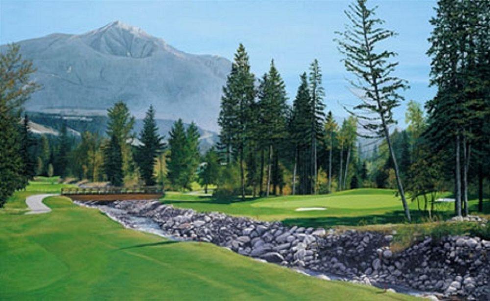 Express Golden-kicking Horse By Ihg Hotel