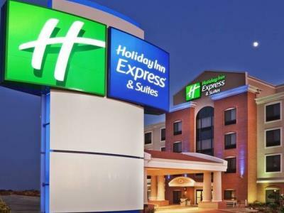 Express Golden-kicking Horse By Ihg Hotel Golden